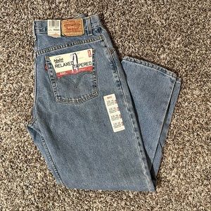 Y2K vintage Levi 550s